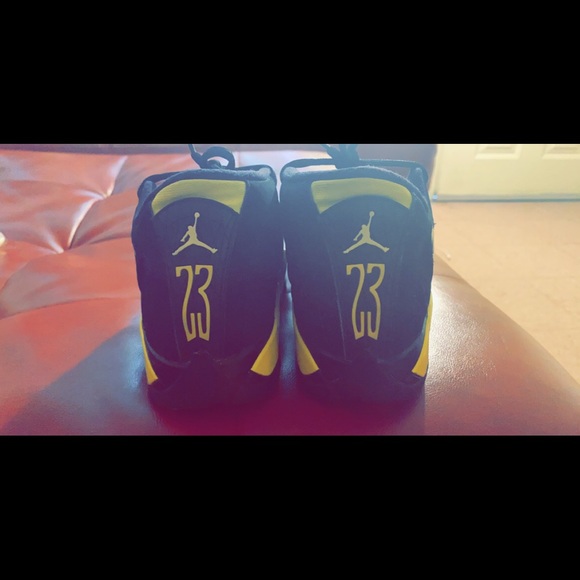 Jordan 14 Retro Thunder - Picture 5 of 8